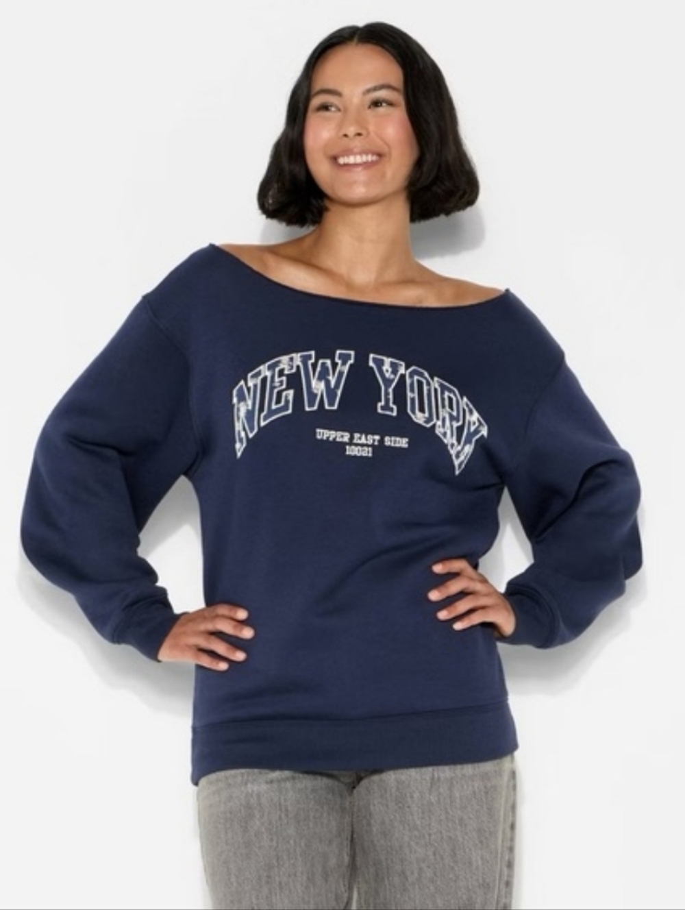 Wild Fable Women's Off the Shoulder Sweatshirt New York Graphic Navy XS